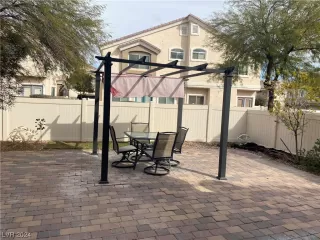 Photo #6: 2561014 Listing 