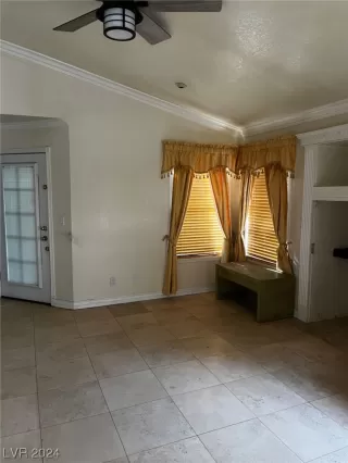 Photo #2: 2561053 Listing 