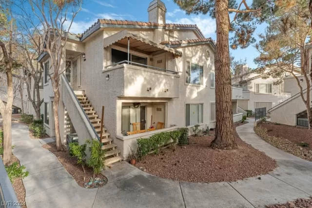 MLS: 2561084 Condo For Sale