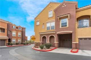 Photo #1: 2561106 Listing