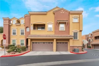 Photo #4: 2561106 Listing