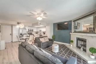 Photo #2: 2561109 Listing 