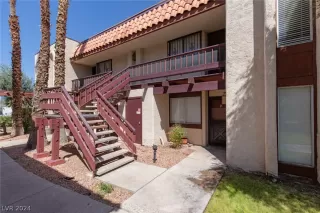 Photo #1: 2561145 Listing