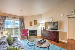 Photo #1: 2561147 Listing 