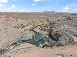 Photo #4: 2561156 Listing 