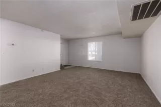 Photo #4: 2561169 Listing 