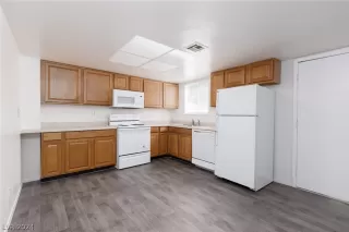 Photo #6: 2561169 Listing 