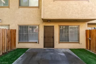 Photo #2: 2561179 Listing