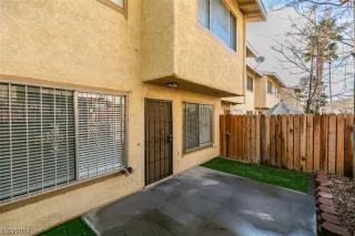 Photo #3: 2561179 Listing