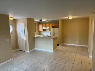 Photo #3: 2561287 Listing 