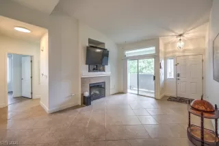 Photo #3: 2561305 Listing