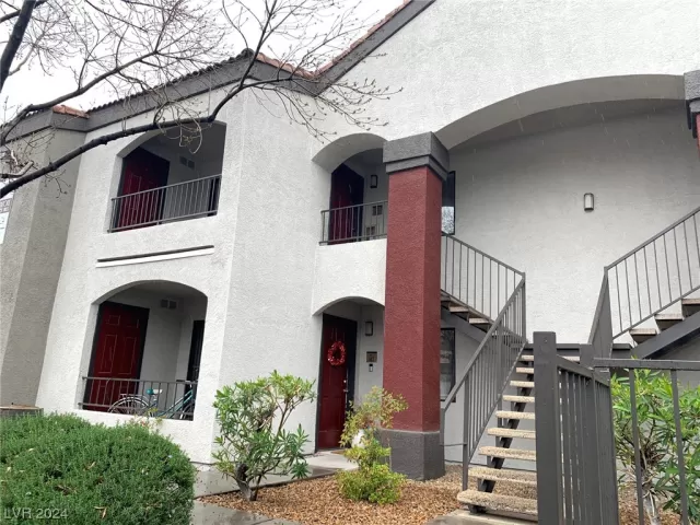 MLS: 2561312 Condo For Sale