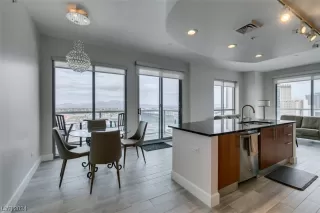 Photo #1: 2561345 Listing 