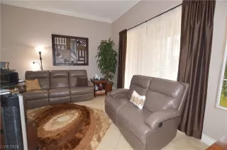 Photo #1: 2561362 Listing