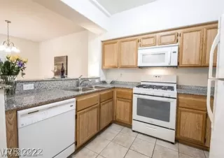 Photo #6: 2561391 Listing 