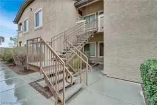 Photo #2: 2561395 Listing