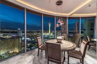 Photo #3: 2561445 Listing