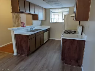 Photo #6: 2561453 Listing 