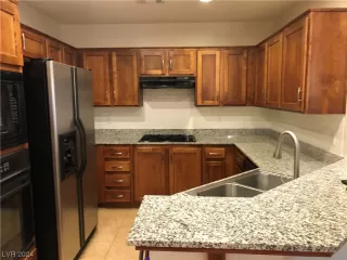 Photo #1: 2561457 Listing 