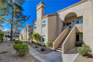 Photo #1: 2561464 Listing