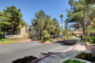 Photo #2: 2561464 Listing