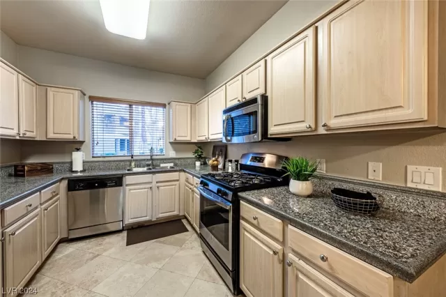 MLS: 2561479 Condo For Sale