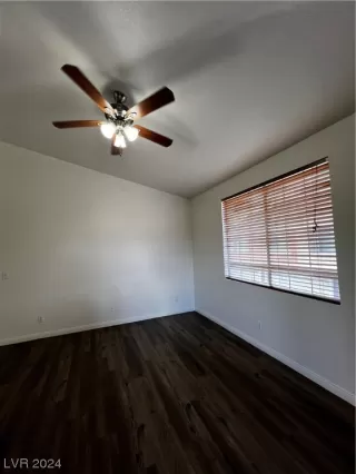 Photo #3: 2561491 Listing