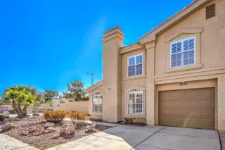 Photo #1: 2561505 Listing