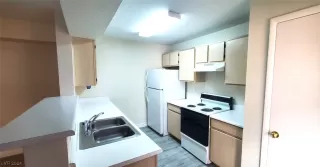 Photo #5: 2561546 Listing 