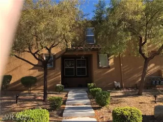Photo #1: 2561566 Listing 