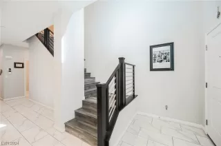 Photo #6: 2561573 Listing