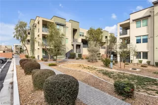 Photo #1: 2561611 Listing