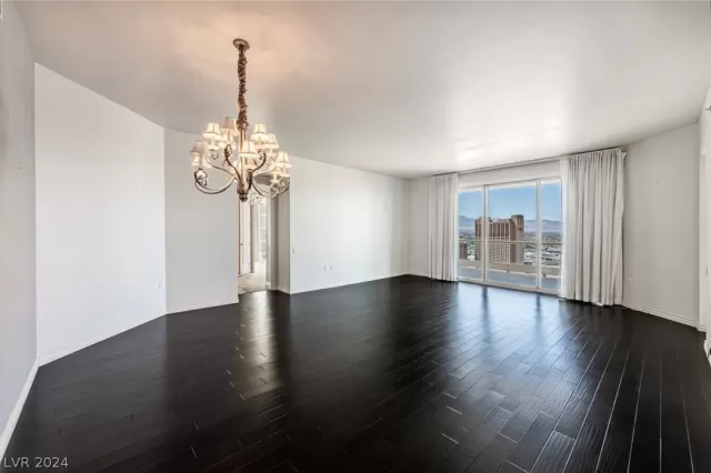 MLS: 2561614 Condo For Sale