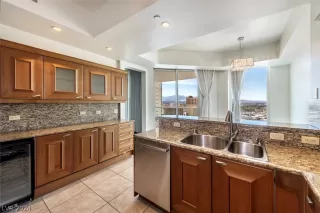 Photo #3: 2561614 Listing 