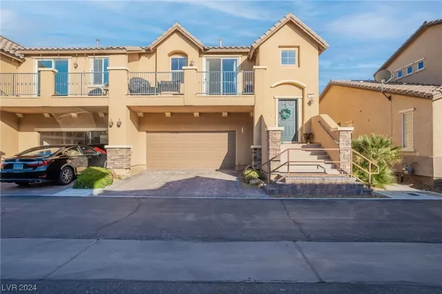 MLS: 2561628 Condo For Sale