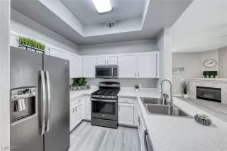 Photo #1: 2561658 Listing 