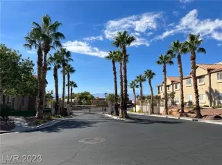 Photo #2: 2561666 Listing 