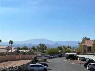 Photo #4: 2561666 Listing 