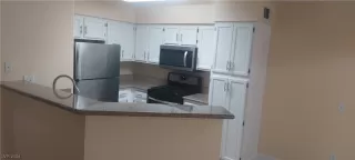 Photo #5: 2561678 Listing