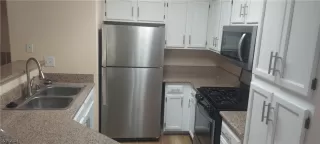 Photo #6: 2561678 Listing