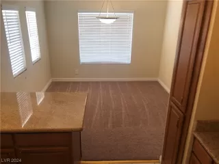 Photo #2: 2561683 Listing 