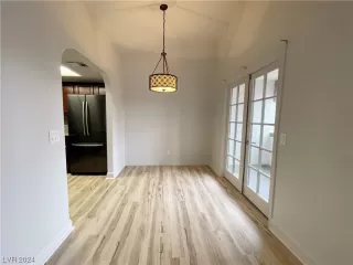 Photo #4: 2561691 Listing 