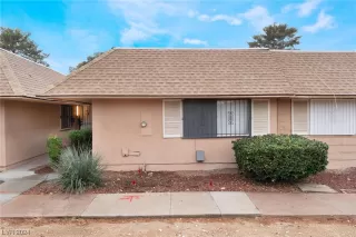 Photo #2: 2561728 Listing