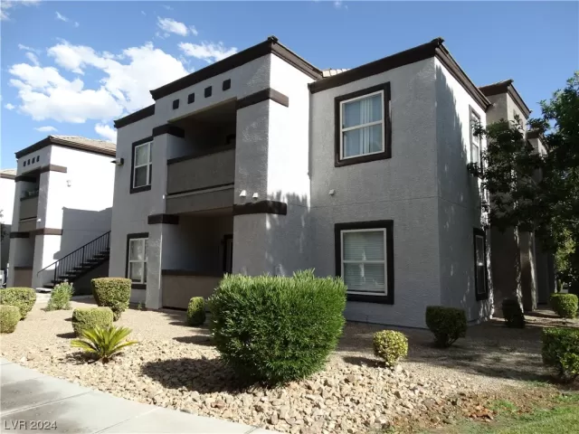 MLS: 2561745 Condo For Sale