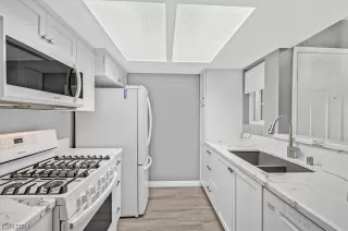 Photo #3: 2561776 Listing