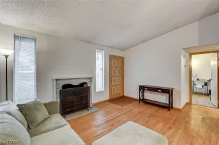 Photo #5: 2561885 Listing