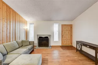 Photo #6: 2561885 Listing