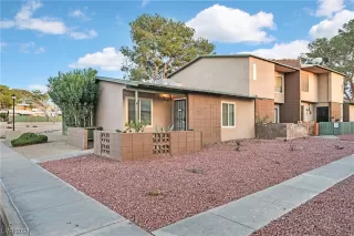 Photo #1: 2561895 Listing 