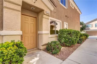 Photo #1: 2561902 Listing