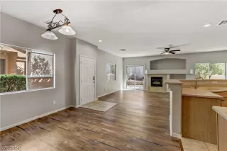 Photo #3: 2561902 Listing